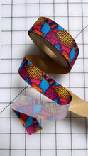 Load image into Gallery viewer, Peel n Bindโข๏ธ - 1" Self Adhesive Binding - RETAIL