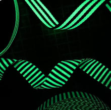 Load image into Gallery viewer, Glow in the Dark Webbing - RETAIL
